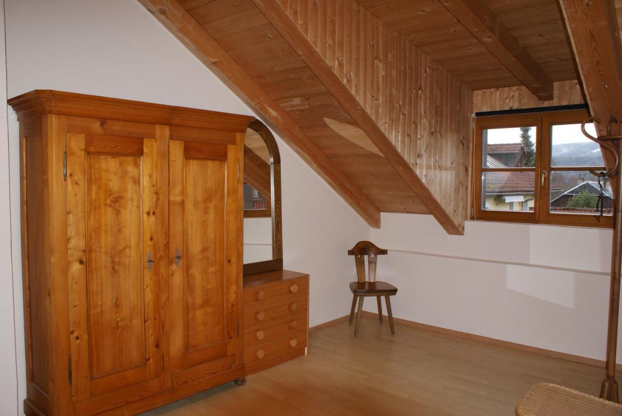 Rustikale Und Grosszuegige Ferienwohnung Kasperske Hory Extérieur photo