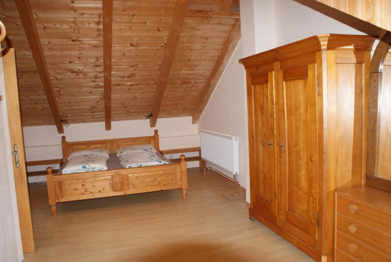 Rustikale Und Grosszuegige Ferienwohnung Kasperske Hory Extérieur photo